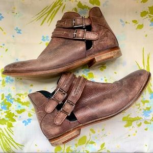 FREE PEOPLE - Buckle Ankle Boots 👢✨
